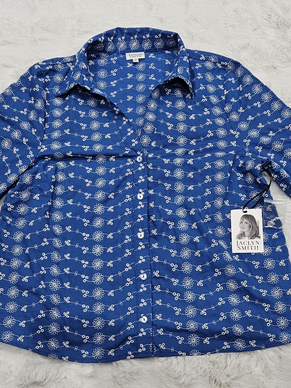 Jaclyn Smith Blue Floral-Print Button-Up Shirt
